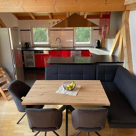 Waldvogel Apartment *