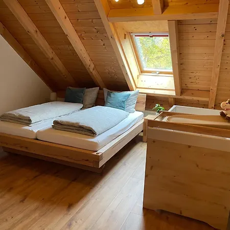 Waldvogel Apartment *
